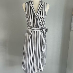 BR trench style shirt dress